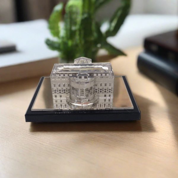 White House Scale Model For Cheap